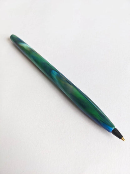 Recycled & Refillable Pens | Eco-Friendly Writing Solution